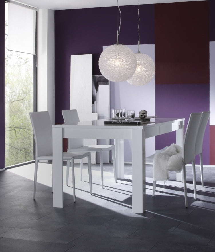 Table 137x90
avec allonge déjà inclus de 48cm, blanc mat laqué , ERCOLANO